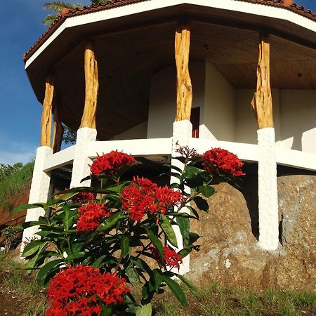Hotel Peace & Lodge Samara Luaran gambar
