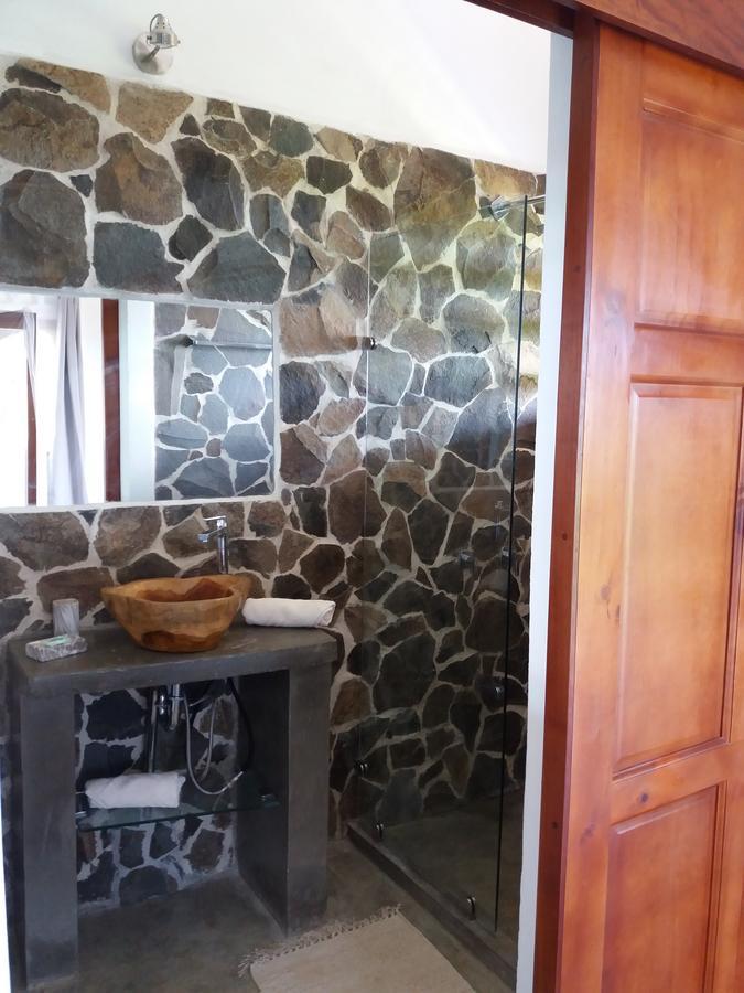 Hotel Peace & Lodge Samara Luaran gambar